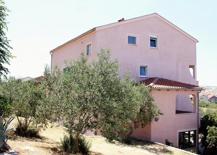 게스트하우스 Triple Barbat 5070b Barbat na Rabu