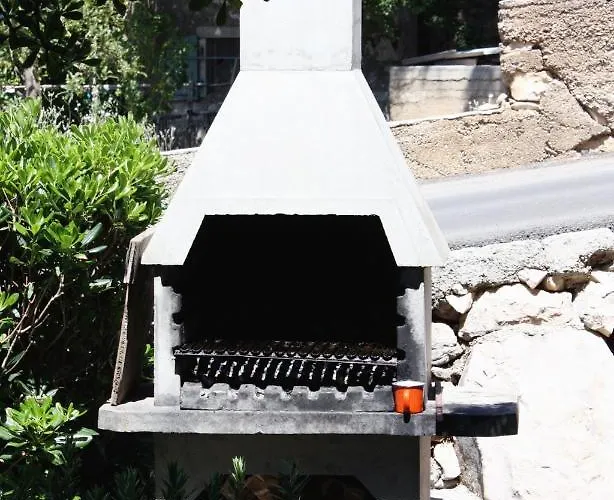 Triple Barbat 5070b 게스트하우스 Barbat na Rabu