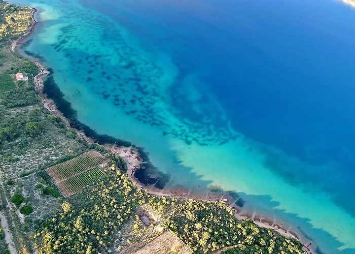 Triple Barbat 5070b 게스트하우스